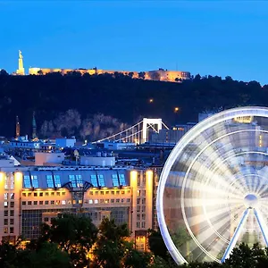 ***** Hotel Kempinski Corvinus Ungheria